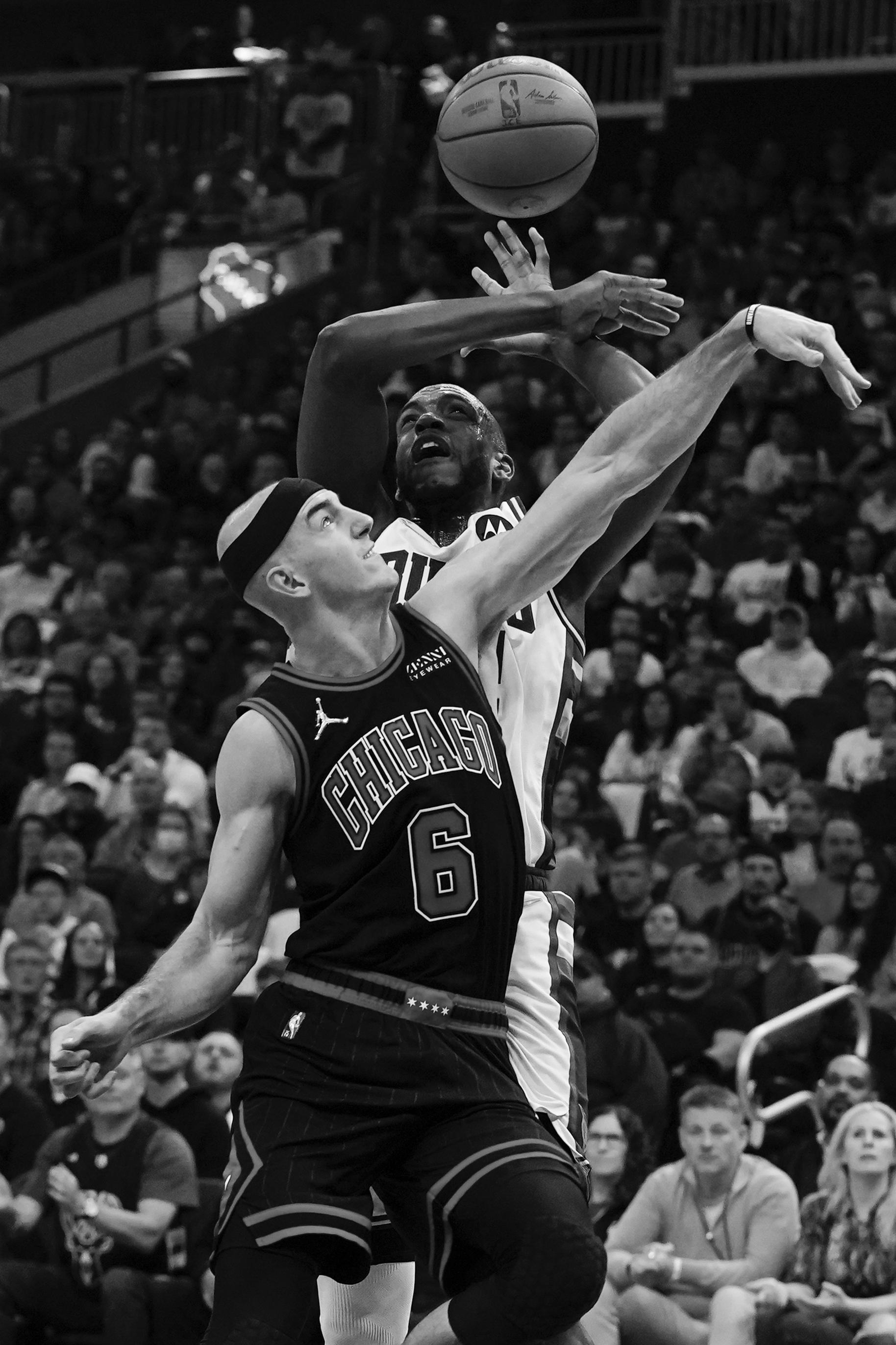 芝加哥公牛队在NBA季后赛中遭遇四连败,遭遇三十年来最差战绩的简单介绍 芝加哥公牛队在NBA季后赛中遭遇四连败,遭遇三十年来最差战绩的简单介绍